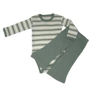 L'oved Baby NWT Organic Bodysuit & Lounge Pants Bundle. 6-9 Months